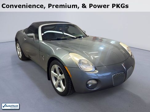 Used 2006 Pontiac Solstice Convertible w/ Premium Package image 1