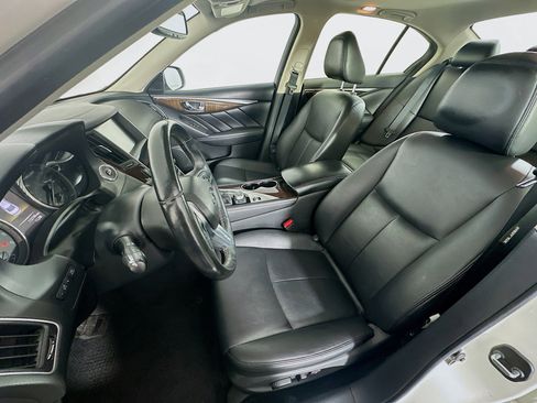 Used 2019 INFINITI Q50 Luxe w/ Essential Package (3.0T Luxe) image 13