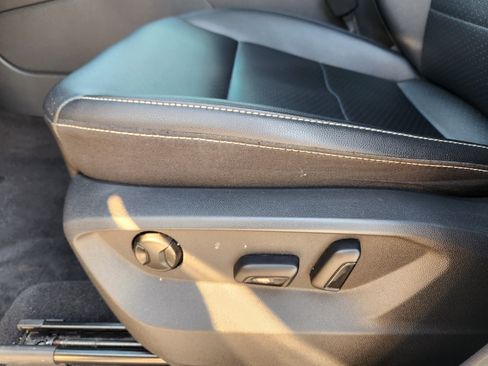 Used 2022 Volkswagen Atlas SE w/ Panoramic Sunroof Package image 25