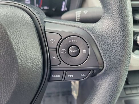 Used 2026 Toyota Corolla Cross L FWD image 16
