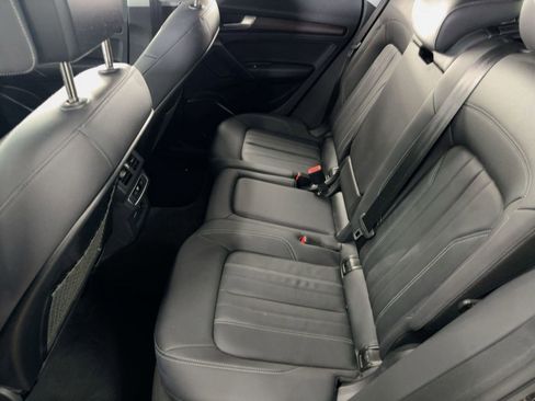 Used 2023 Audi Q5 2.0T Premium w/ Convenience Package image 25