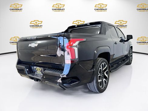 Used 2024 Chevrolet Silverado EV RST AWD/4WD image 8