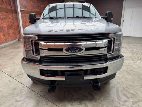 Used 2018 Ford F250 XL w/ STX Appearance Package AWD/4WD image 8