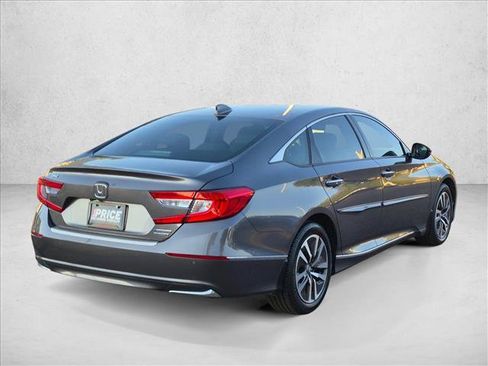 Used 2019 Honda Accord Touring image 5