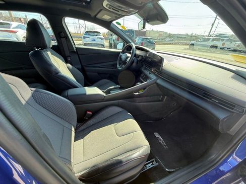 Used 2025 Hyundai Elantra N Line image 14