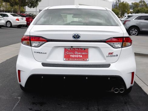 New 2026 Toyota Corolla SE FWD image 5