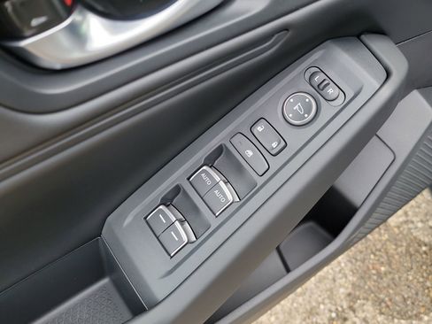 Used 2025 Honda Accord SE image 8
