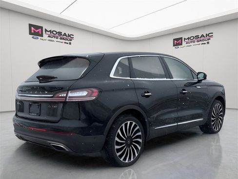 Used 2019 Lincoln Nautilus Black Label image 9