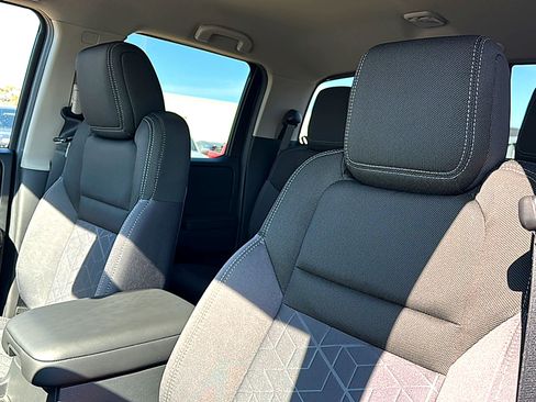 New 2026 Nissan Frontier SV w/ SV Convenience Package image 11