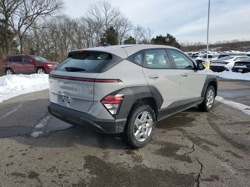 New 2026 Hyundai Kona SE AWD/4WD image 4