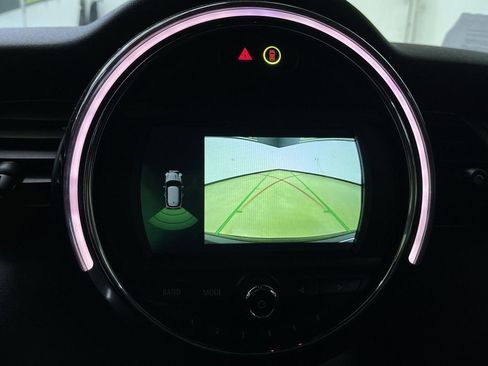 Used 2021 MINI Cooper 2-Door Hardtop image 21