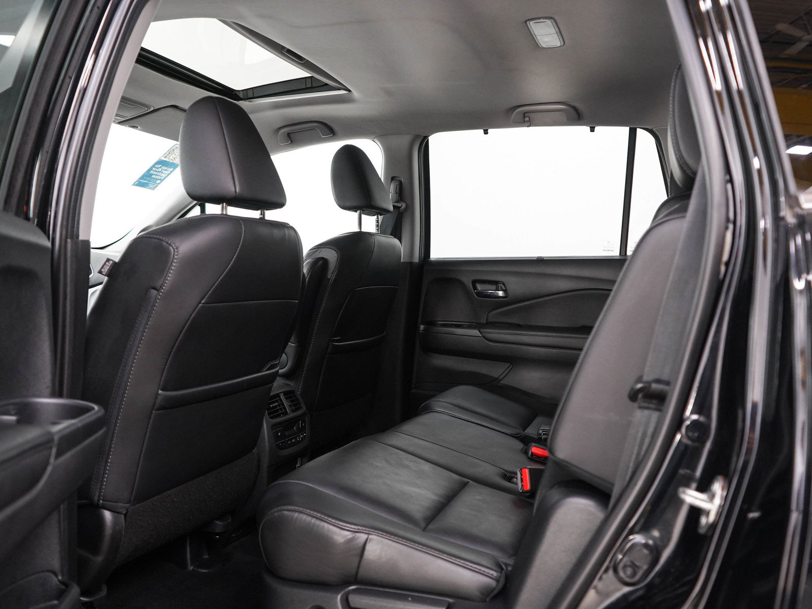Used 2021 Honda Pilot Black Edition image 19