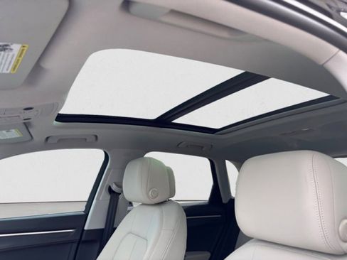 Used 2022 Audi Q3 2.0T Premium w/ Convenience Package image 12