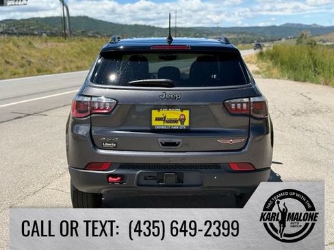 Used 2020 Jeep Compass Trailhawk w/ Cold Weather Group AWD/4WD image 4