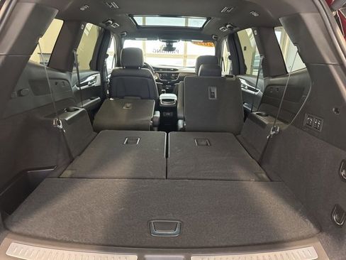 Used 2024 Cadillac XT6 Sport image 24