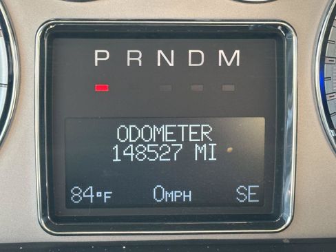 Used 2013 Cadillac Escalade Premium AWD/4WD image 13