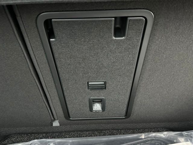 New 2026 Volkswagen Taos SE AWD/4WD image 17