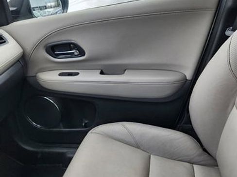 Used 2016 Honda HR-V EX-L image 12