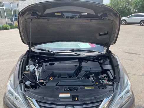 Used 2016 Nissan Altima 2.5 SL FWD image 45
