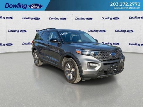 Certified 2023 Ford Explorer XLT w/ Equipment Group 202A AWD/4WD image 2