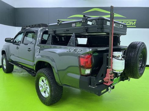 Used 2019 Toyota Tacoma SR5 AWD/4WD image 7