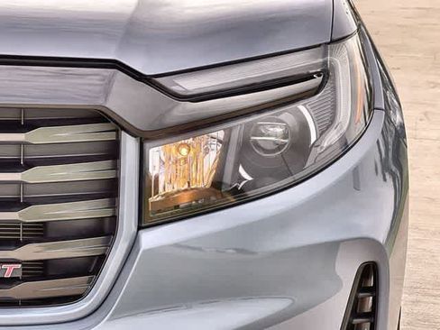 Used 2023 Honda Ridgeline Sport image 24