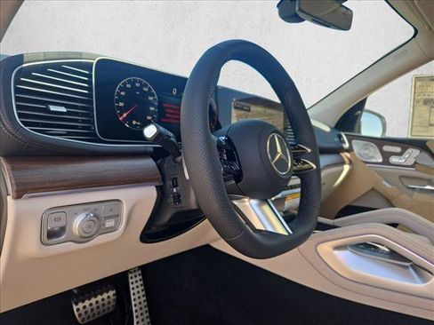New 2026 Mercedes-Benz GLS 450 GLS 450 image 2