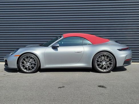 Certified 2025 Porsche 911 Carrera RWD image 2