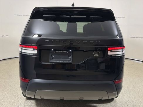 Used 2017 Land Rover Discovery SE AWD/4WD image 4