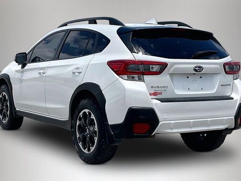 Used 2021 Subaru Crosstrek 2.0i Premium w/ Moonroof Package AWD/4WD image 4