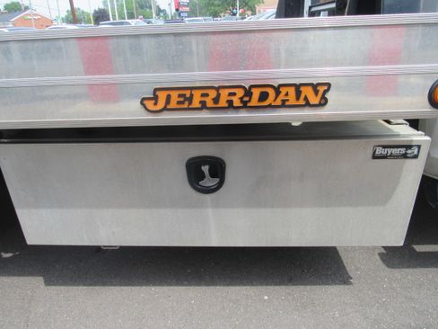 Used 2022 RAM 5500 Tradesman RWD image 9