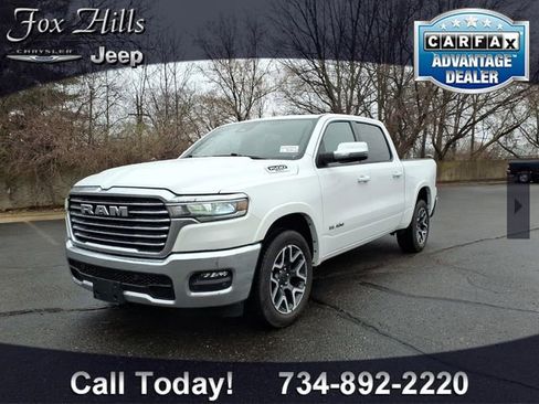 Used 2025 RAM 1500 Laramie AWD/4WD image 3