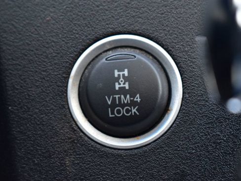 Used 2010 Honda Pilot Touring image 38