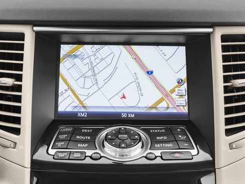 Used 2017 INFINITI QX70 AWD w/ Premium Package image 20