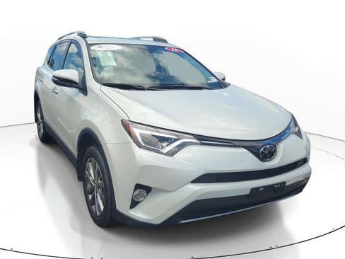Used 2018 Toyota RAV4 Limited w/ All Weather Liner Package AWD/4WD image 4