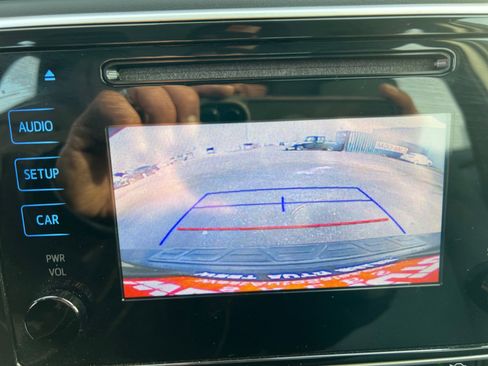 Used 2019 Toyota Corolla LE w/ Carpet Mat Package (TMS) image 22