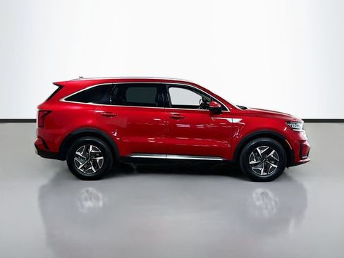 Used 2022 Kia Sorento S FWD image 8