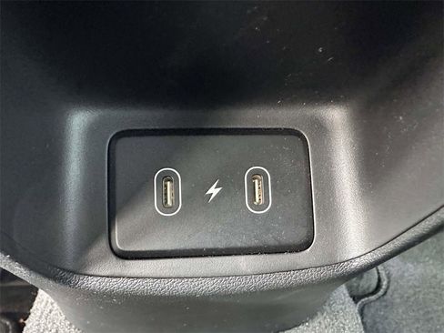 Used 2025 Hyundai Elantra Sport image 16