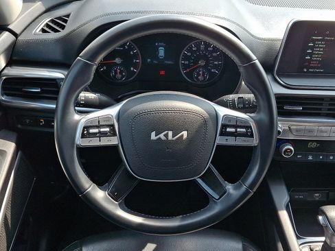 Used 2022 Kia Telluride LX AWD/4WD image 13