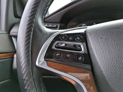 Used 2017 Cadillac Escalade Premium Luxury image 29
