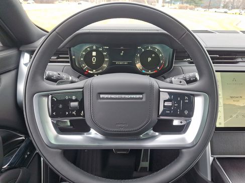 New 2025 Land Rover Range Rover SE image 21