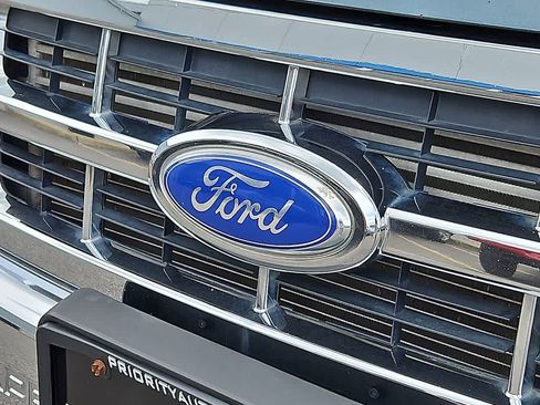 Used 2011 Ford Escape Limited w/ 302A Rapid Spec Order Code FWD image 31