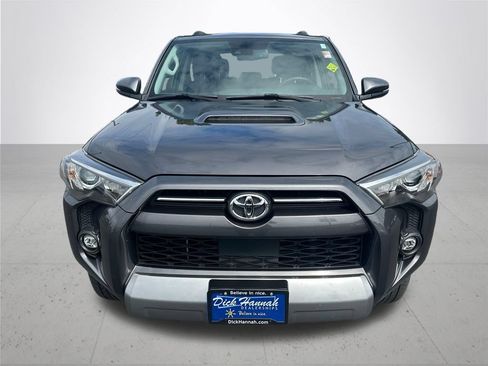 Used 2022 Toyota 4Runner TRD Off-Road Premium AWD/4WD image 3