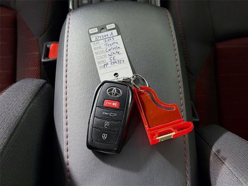 Used 2023 Toyota Corolla SE w/ Carpet Mat Package (TMS) image 29