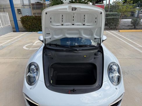 Used 2015 Porsche 911 Carrera 4S image 25