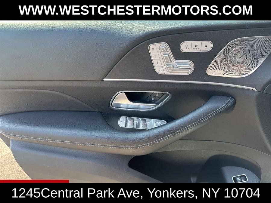 Used 2022 Mercedes-Benz GLS 450 4MATIC image 28