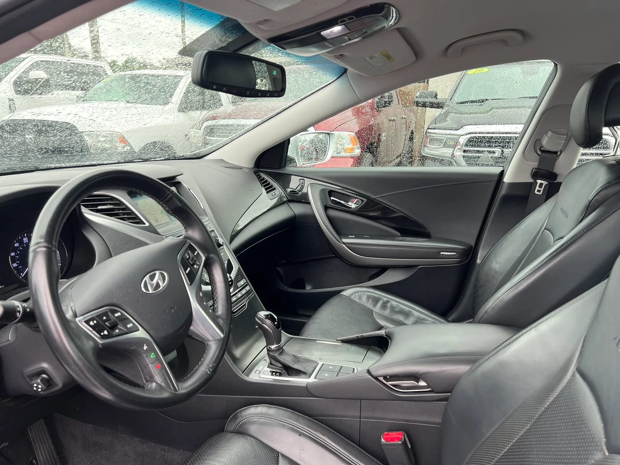 Used 2017 Hyundai Azera FWD image 9