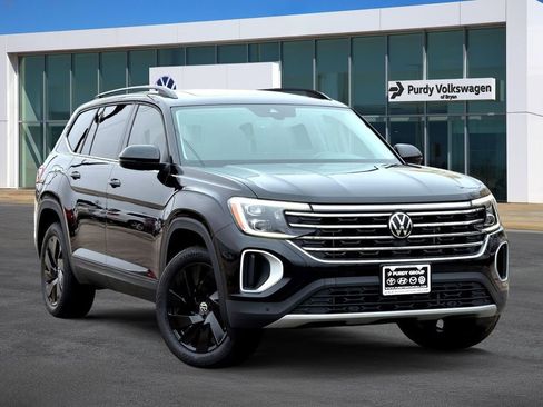 New 2026 Volkswagen Atlas SE FWD image 1