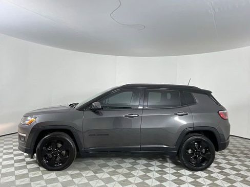 Used 2020 Jeep Compass Latitude AWD/4WD image 8