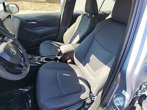 Used 2020 Toyota Corolla LE image 19
